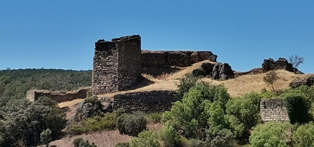 Castle of Alba: A Medieval Fortress in Losacino, Spain 8 Castle of Alba, Losacino