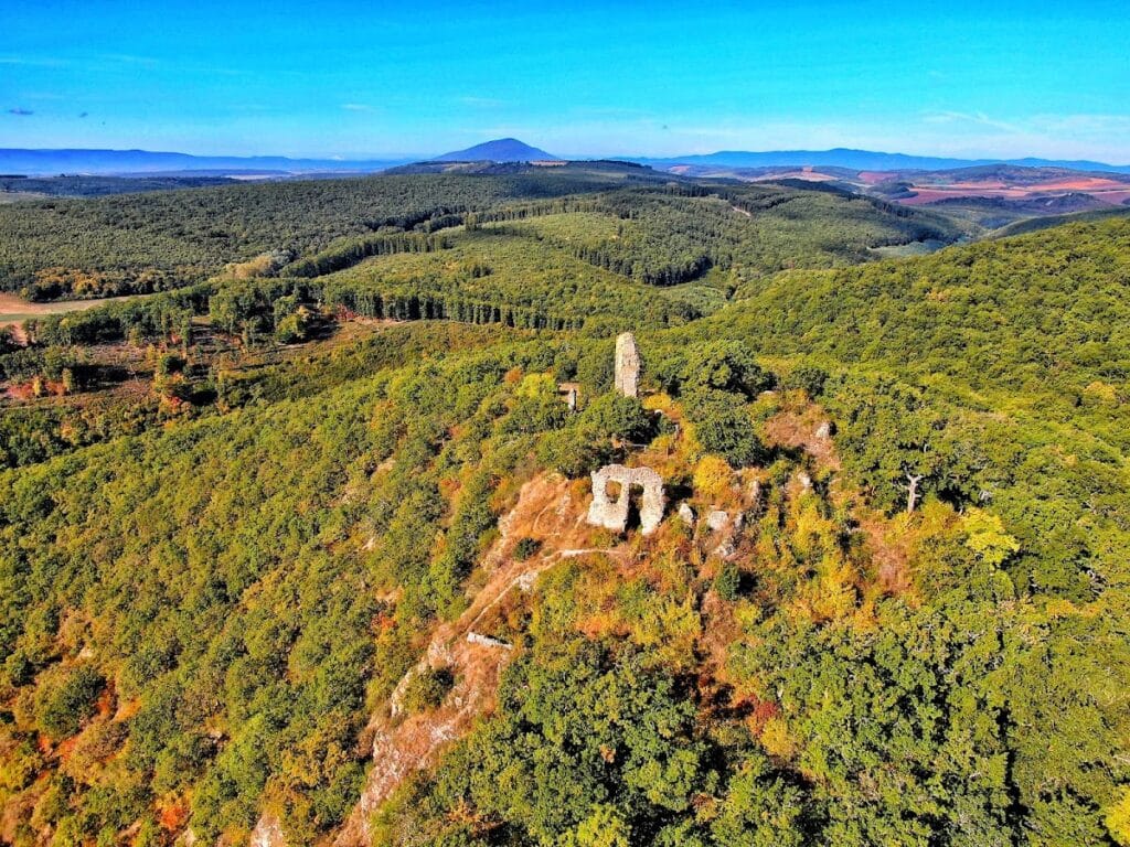Csővár Castle: A Historic Hungarian Fortress and Residence 8 Castle of Csővár
