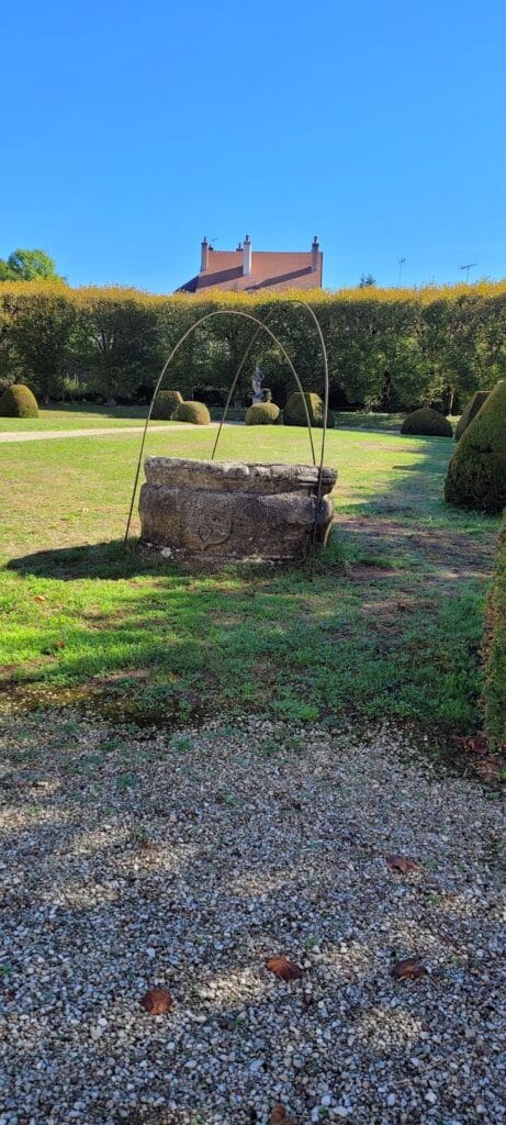 Château de Fontaine-Française: A Historic Castle in France 10 Château de Fontaine-Française