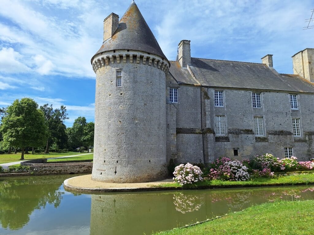 Castle of Colombières: A Medieval Fortified Residence in France 3 Castle of Colombières