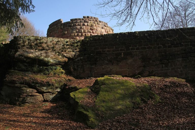 Burgruine Steinenschloss: A Medieval Hilltop Castle Ruin in Germany