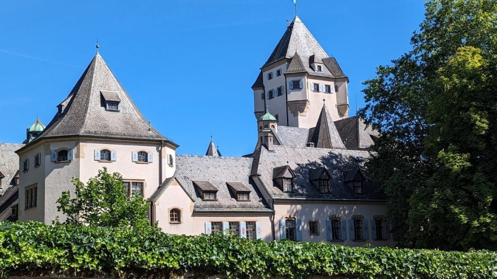 Berg Castle: The Grand Ducal Residence of Luxembourg 1 Berg Castle