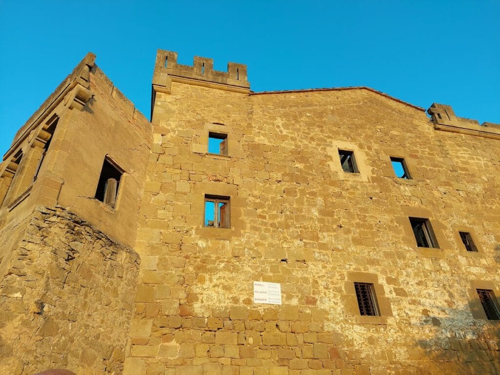 Castell de Ribelles: A Historic Castle and Church Complex in Spain 3 Castell de Ribelles