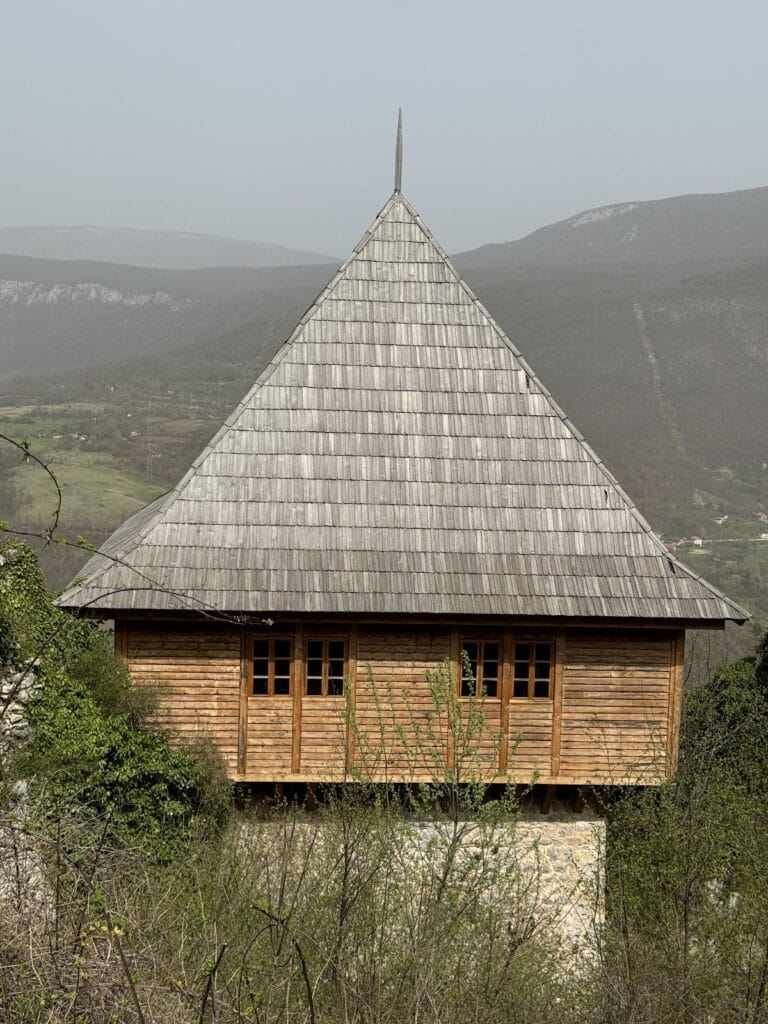 Ostrovica Fortress: A Medieval and Ottoman Stronghold in Bosnia and Herzegovina 5 Ostrovica Fortress