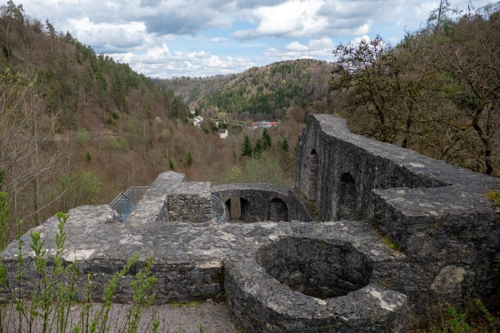 Burg Herrenzimmern