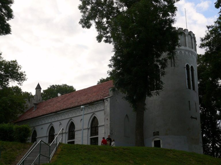 Przedecz Castle: A Medieval Defensive Stronghold in Poland