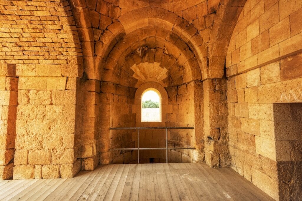 Hammam al-Sarah: An Umayyad Bathhouse in Jordan 3 Hammam al-Sarah