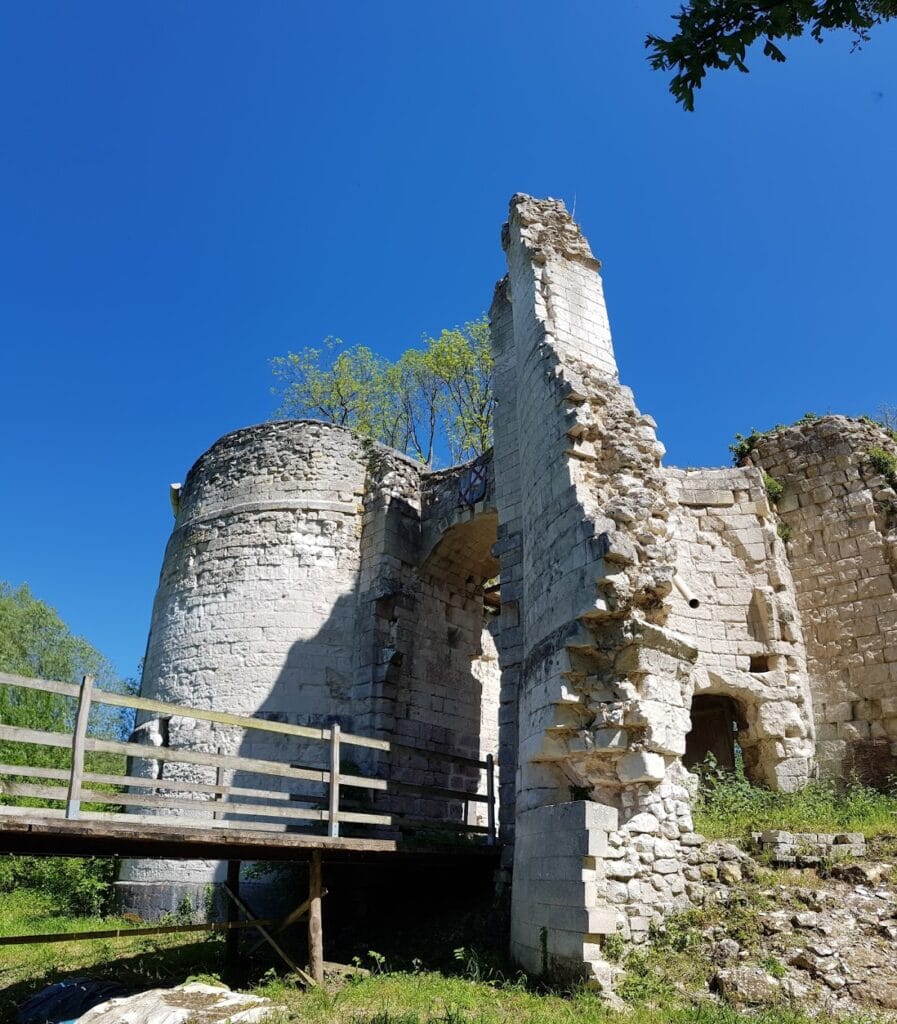 Castle of Eaucourt-sur-Somme