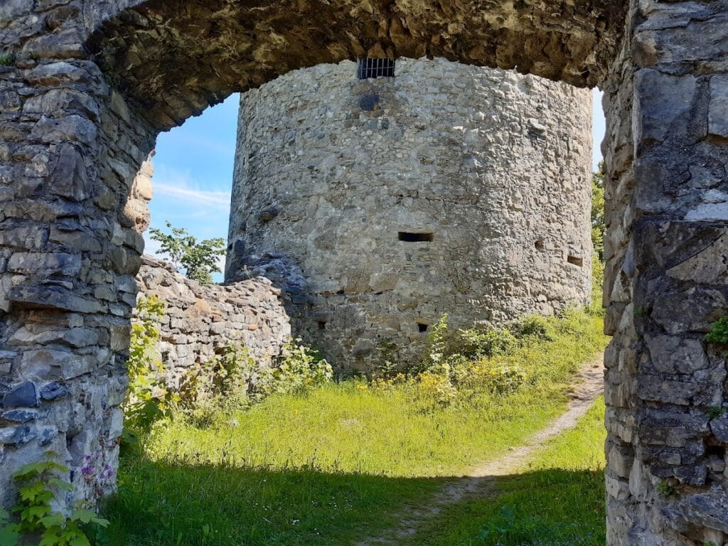 Burg Laubenbergerstein: A Medieval Castle above the Iller in Germany 4 Burg Laubenbergerstein