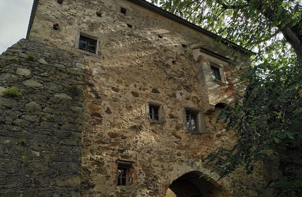 Burg Piberstein: A Medieval Rock Castle in Austria 5 Burg Piberstein