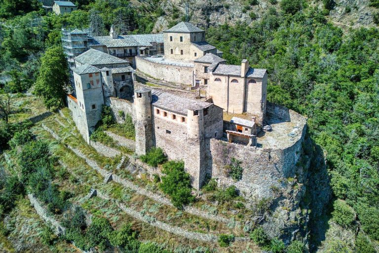 Quart Castle: A Medieval Fortress in Italy