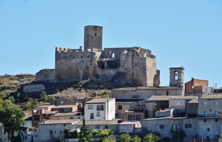 Castell de Ciutadilla: A Medieval Fortress and Renaissance Palace in Spain
