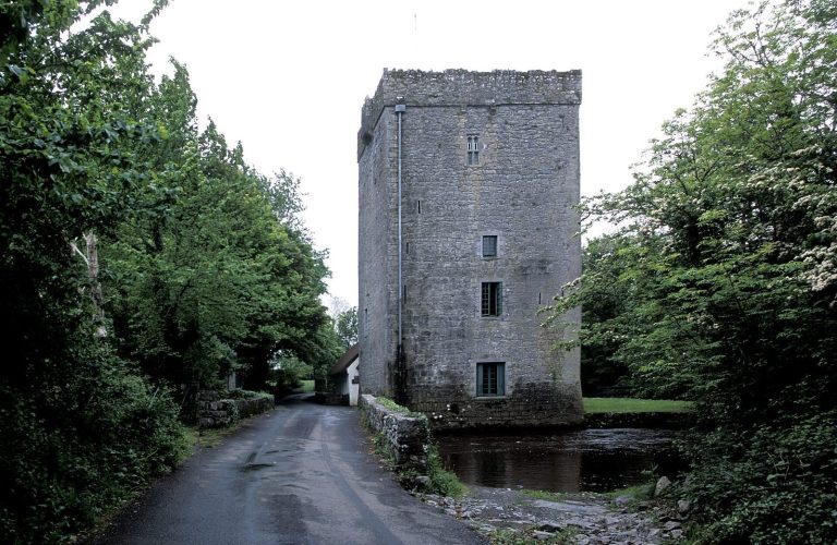 Thoor Ballylee: A Medieval Tower House and Yeats’s Literary Retreat in Ireland