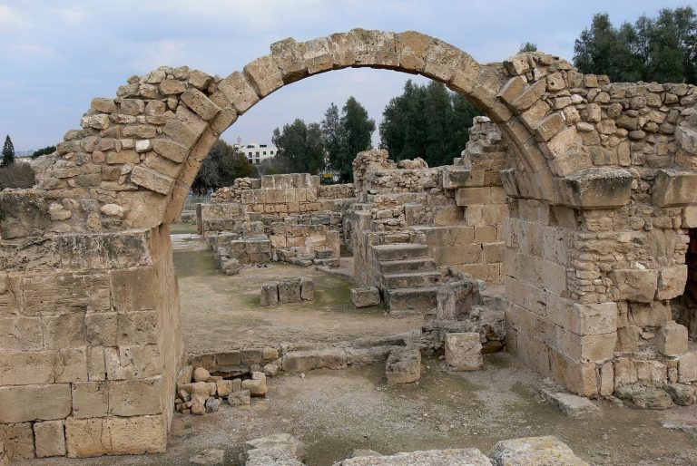 Saranta Kolones: A Byzantine and Crusader Fortress in Cyprus