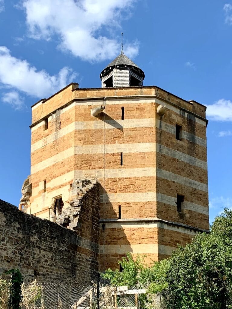 Château de Trévoux: A Medieval Fortress and Seigneurial Residence in France 3 Château de Trévoux