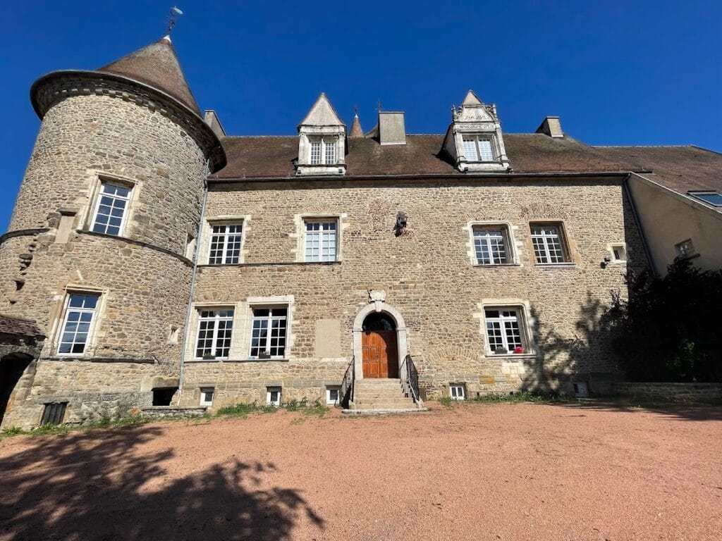 Château d'Arnay-le-Duc: A Historic Residence, Factory, and Educational Centre 3 Château d'Arnay-le-Duc