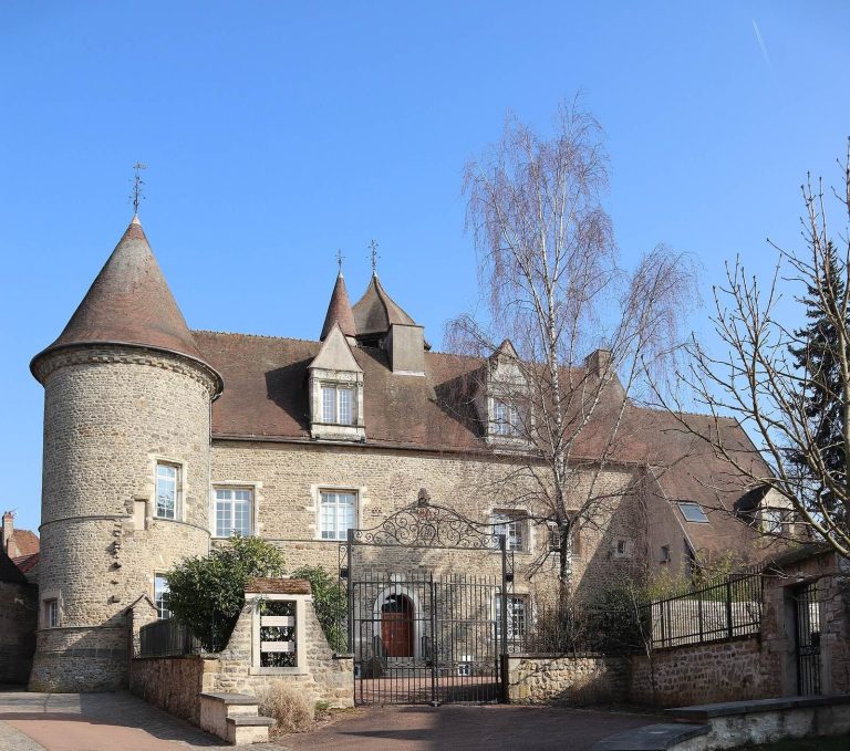 Château d’Arnay-le-Duc: A Historic Residence, Factory, and Educational Centre