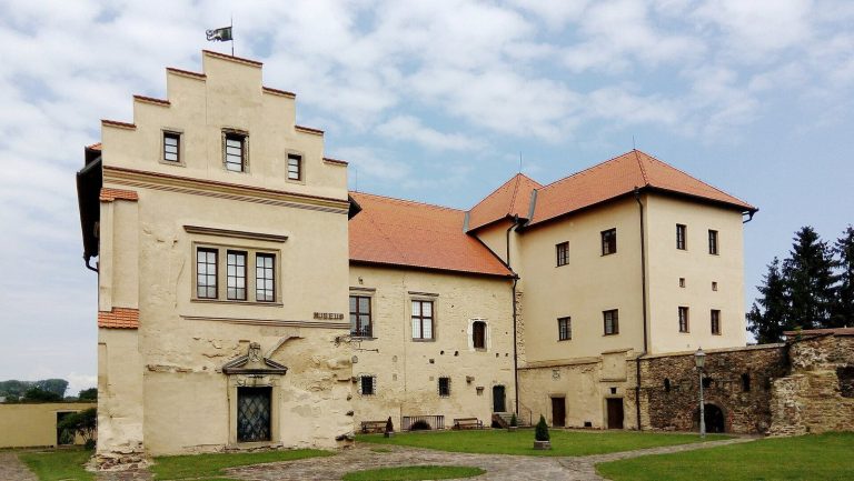Polná Castle: A Medieval Stronghold and Renaissance Château in Czechia