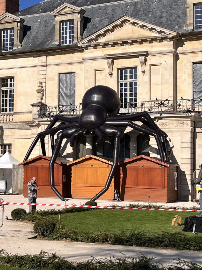 Château de Sucy-en-Brie: A Classical French Estate with Historical and Cultural Heritage 9 Château de Sucy-en-Brie