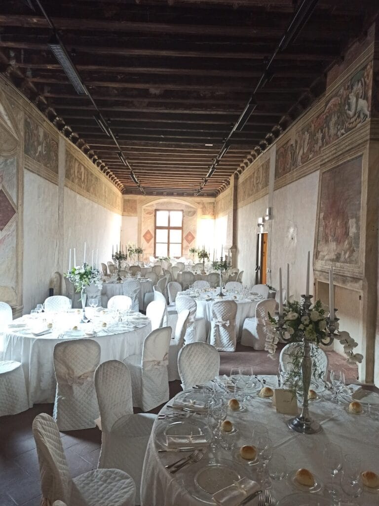 Lardirago Castle