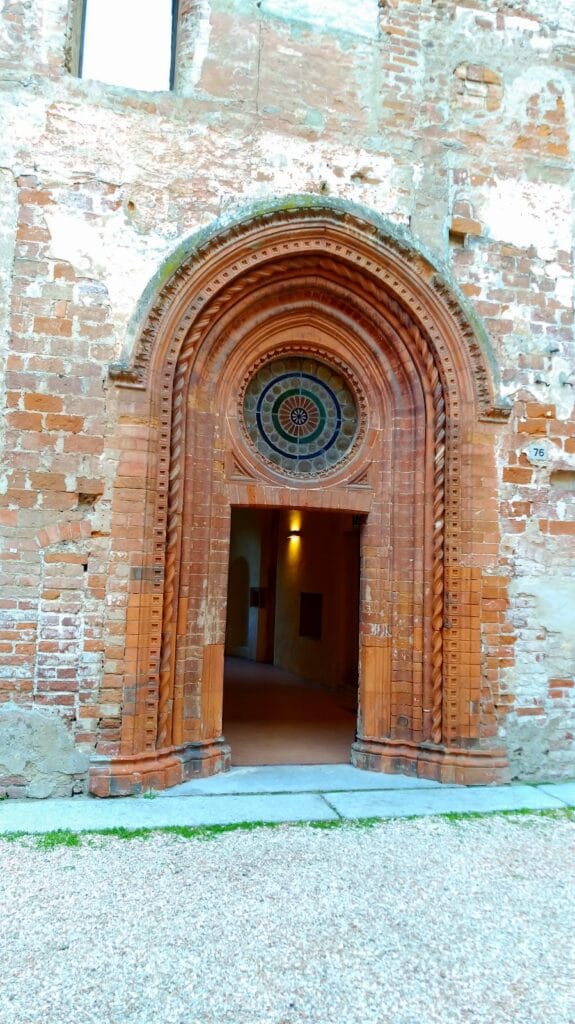 Lardirago Castle