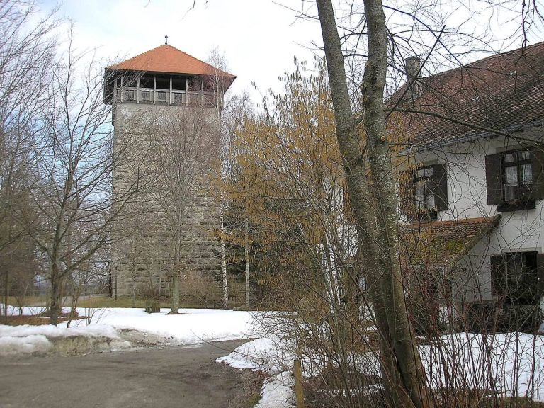 Burg Kemnat: A Medieval Spur Castle and Administrative Seat in Kaufbeuren