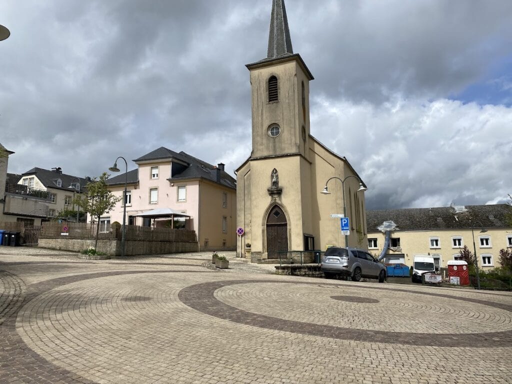 Hollenfels Castle: Medieval Fortress and Youth Center in Luxembourg 5 Hollenfels Castle