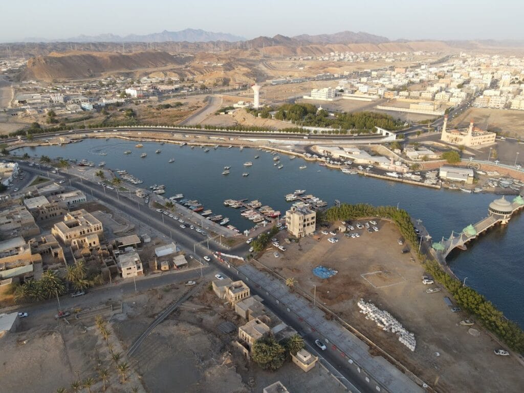 King Abdul Aziz Fort: A Saudi Administrative and Military Landmark in Duba 3 King Abdul Aziz Fort