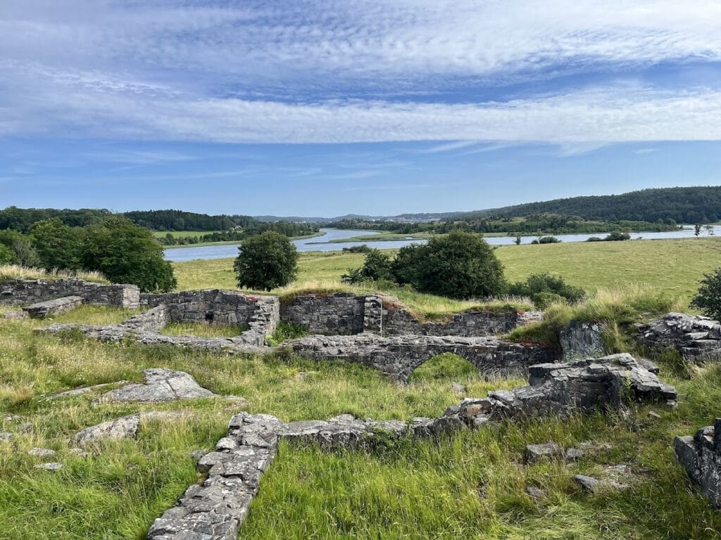 Ragnhildsholmen: A Medieval Norwegian Fortress in Sweden 1 Ragnhildsholmen