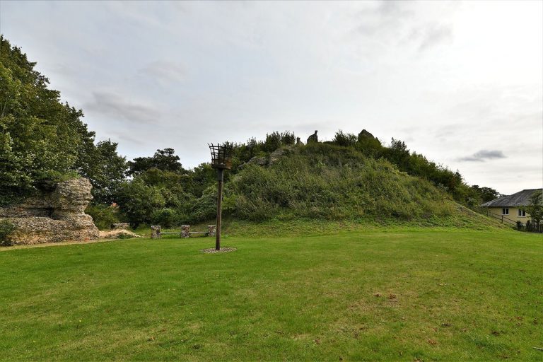 Eye Castle: A Norman Motte-and-Bailey Castle in Suffolk