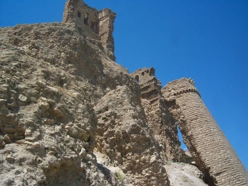 Bash Tapia Castle: Historic Fortress in Mosul, Iraq 9 Bash Tapia Castle