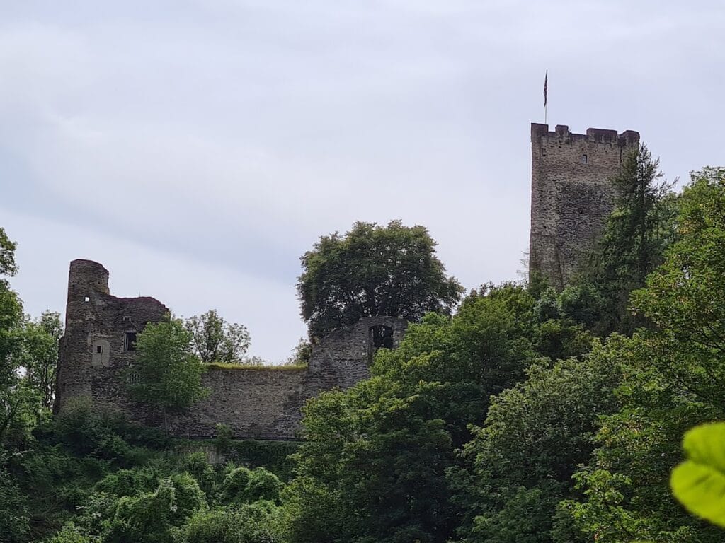 Grenzau Castle: An Isenburg Spur Castle in Germany 3 Grenzau Castle