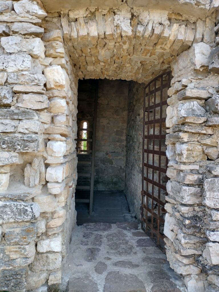 Esseg Castle: A Medieval Fortress in Bánd, Hungary 4 Esseg Castle