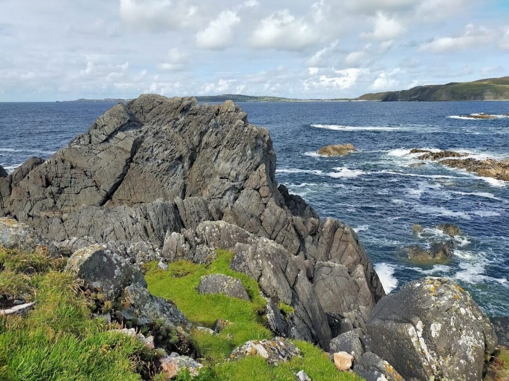Carrickabraghy Castle: A Gaelic Fortification in County Donegal 4 Carrickabraghy Castle