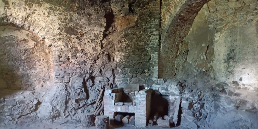 Castle Roupov: A Medieval Noble Residence and Fortress in Czechia 5 Castle Roupov