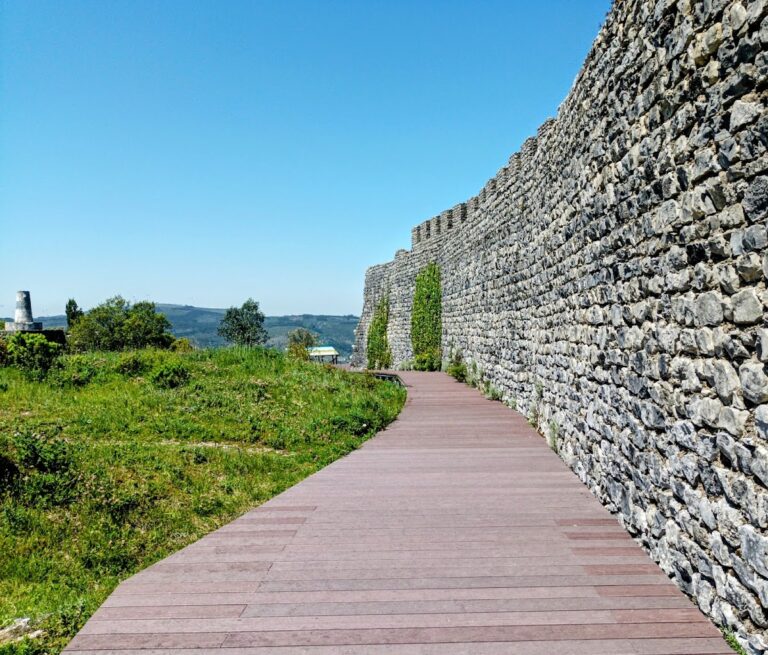 Castelo de Germanelo: A Medieval Fortress in Penela, Portugal