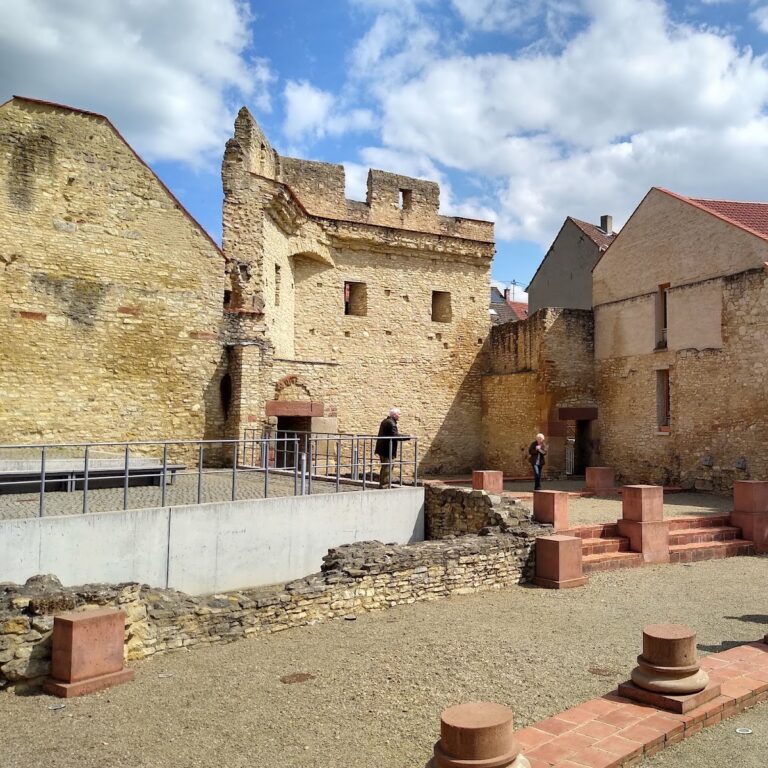 Imperial Palace Ingelheim: A Carolingian and Ottonian Residence in Germany