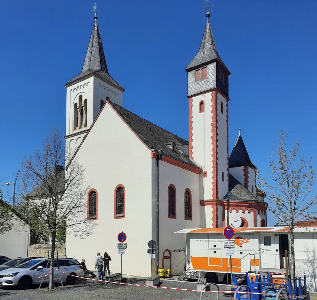 Imperial Palace Ingelheim: A Carolingian and Ottonian Residence in Germany 9 Imperial Palace Ingelheim