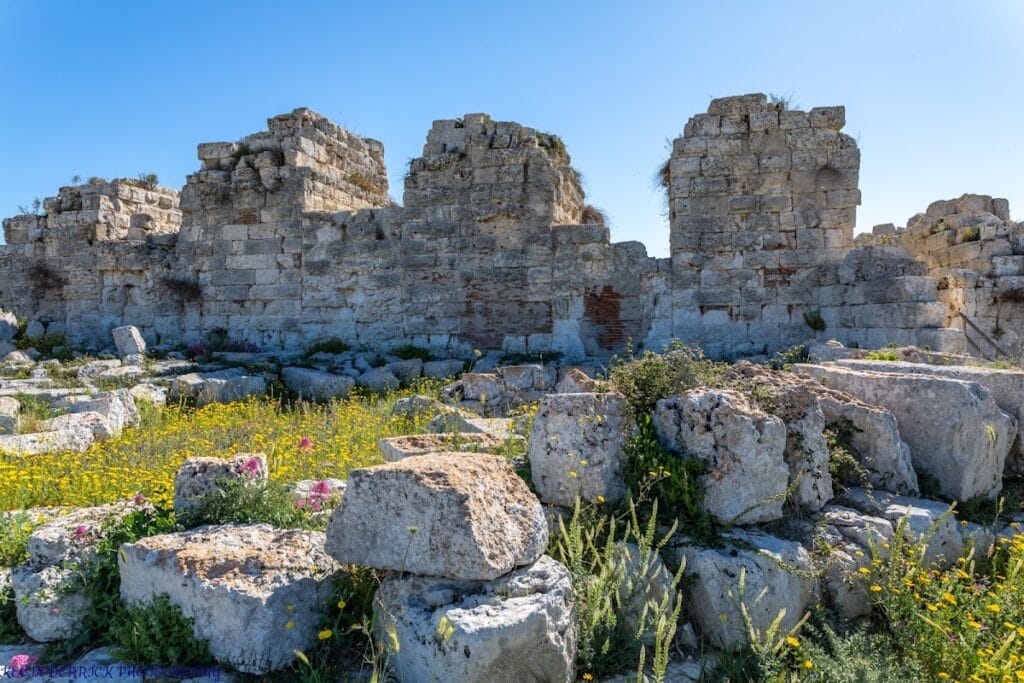 Castello Eurialo: A Greek Fortress Defending Syracuse 1 Castello Eurialo