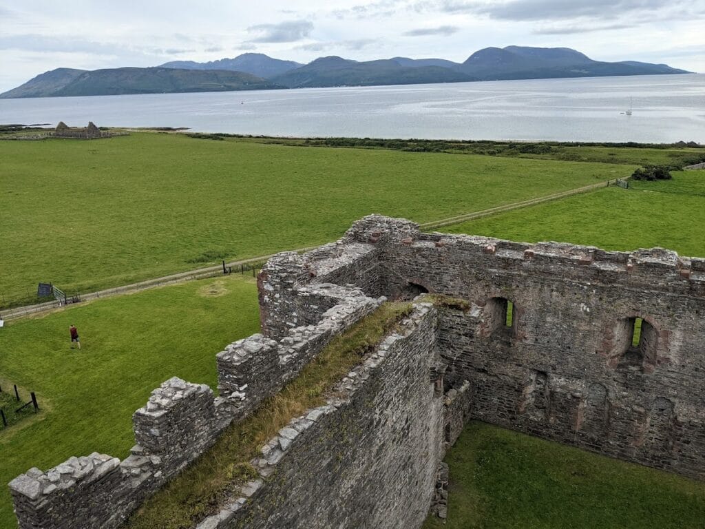 Skipness Castle: A Medieval Fortress on the Kintyre Coast 2 Skipness Castle