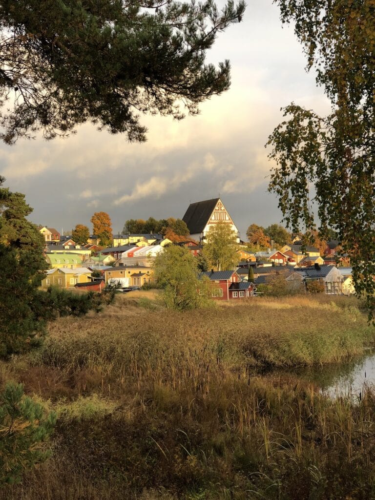 Iso Linnamäki: A Medieval Fortification in Porvoo, Finland 4 Iso Linnamäki