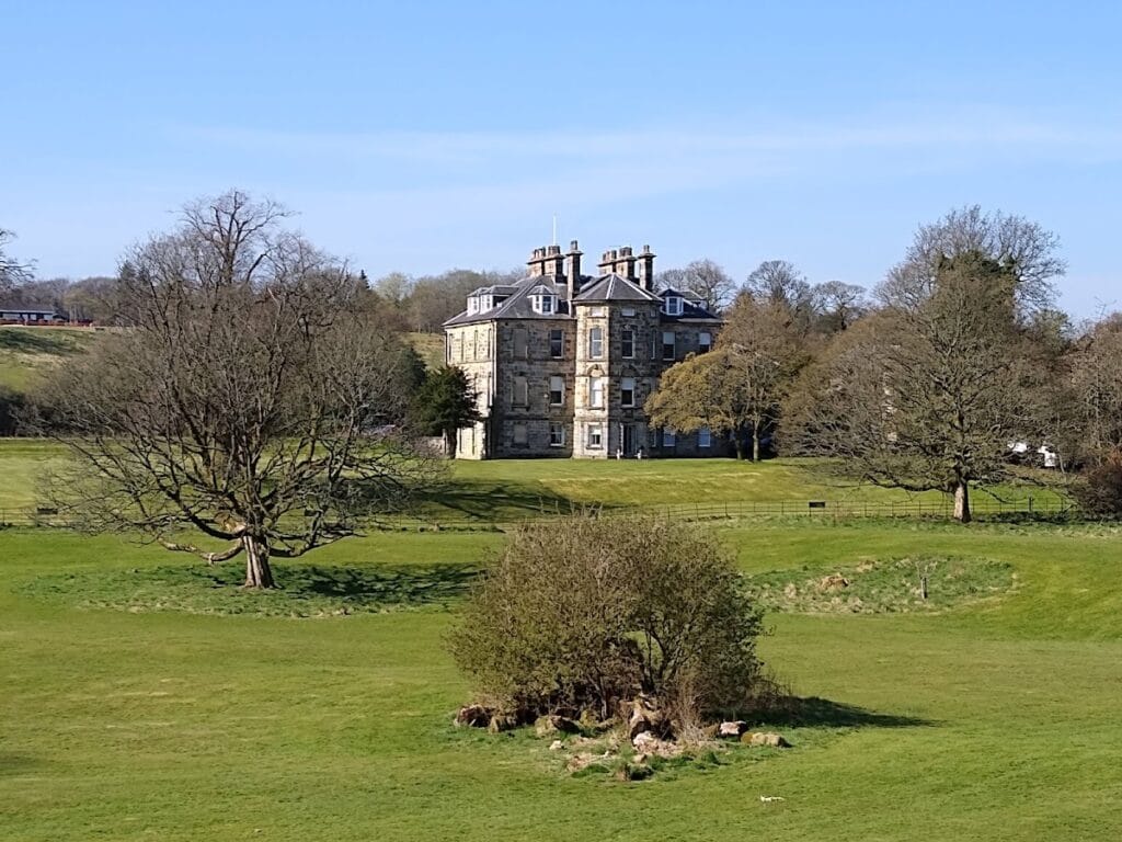 Cumbernauld Castle: A Fleming Stronghold in Scotland 1 Cumbernauld Castle