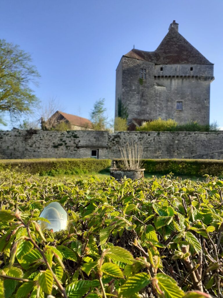 Château de Rosières: A Historic Fortified Manor in Saint-Seine-sur-Vingeanne, France