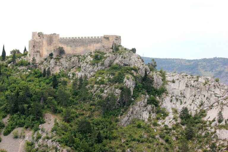 Blagaj Fortress: A Medieval and Ottoman Stronghold in Bosnia and Herzegovina
