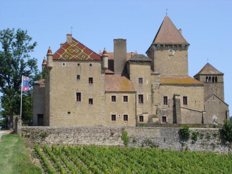 Château de Pierreclos: A Fortified Estate and Historic Residence in France