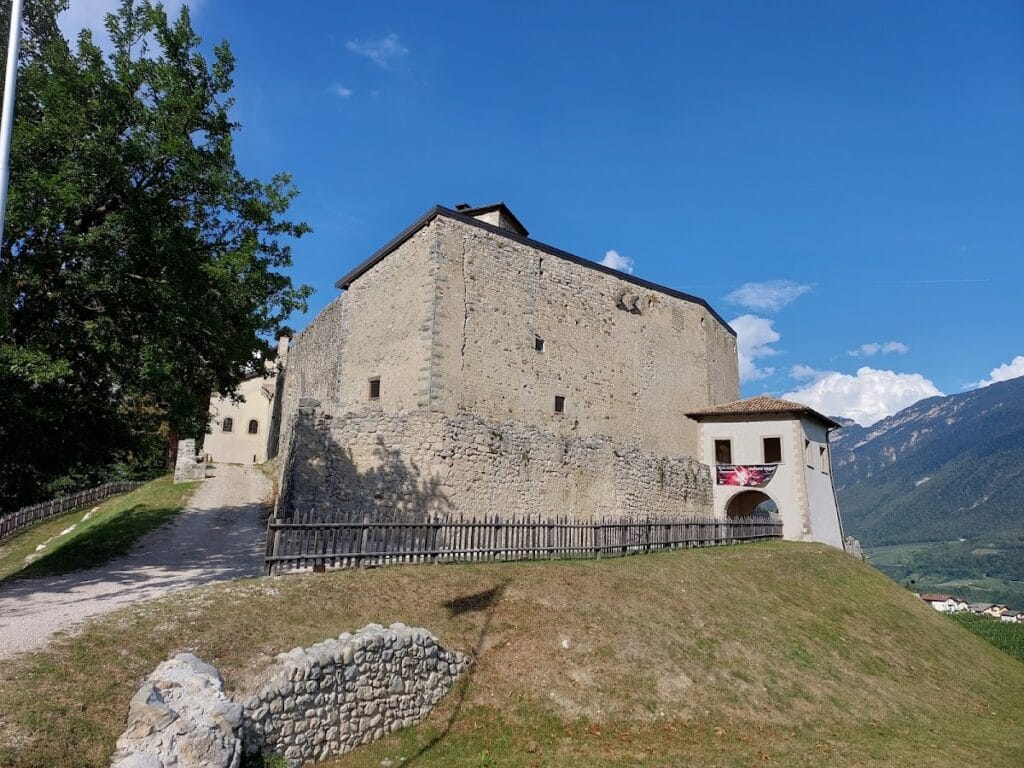 Castel Belasi