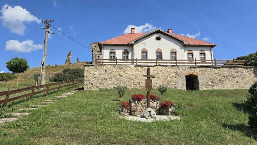 Veľký Kamenec Castle