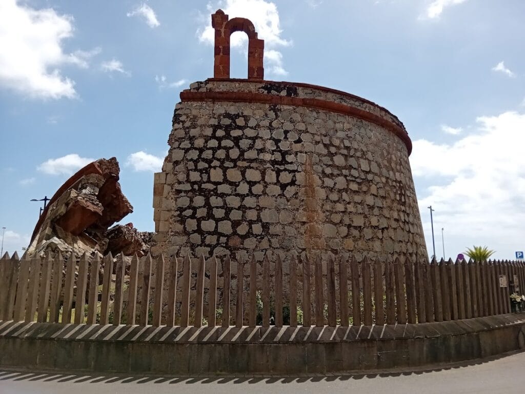 San Andrés Castle: A Coastal Defensive Tower in Tenerife 1 San Andrés Castle