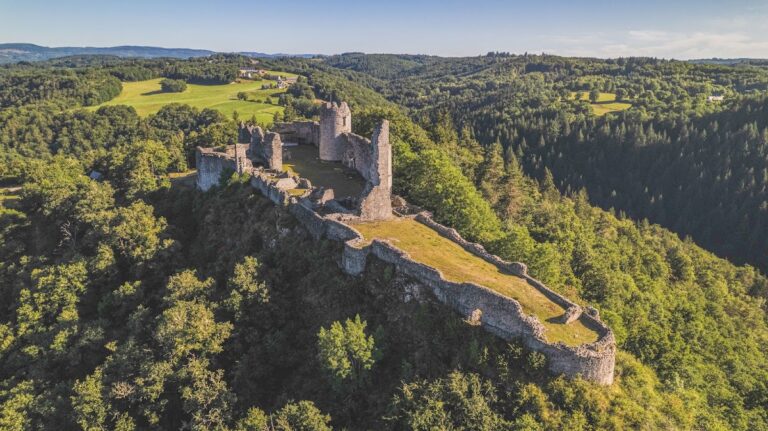 Château de Ventadour: A Medieval Fortress in Moustier-Ventadour, France