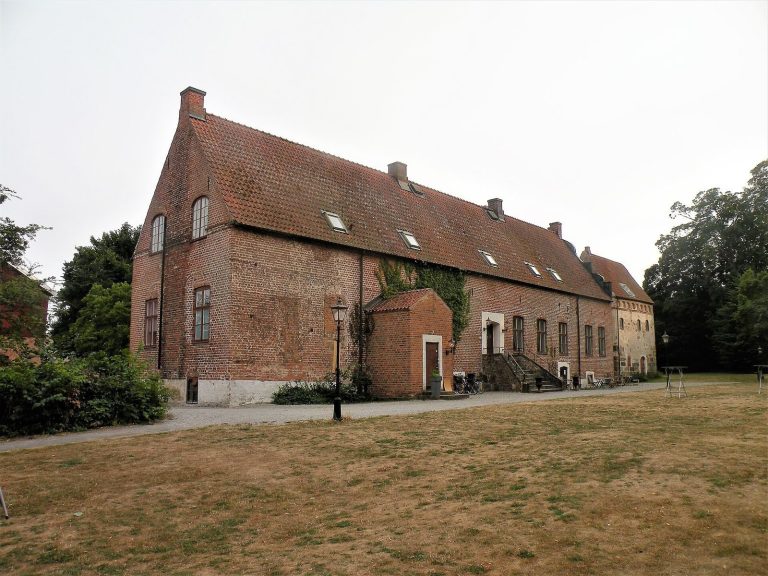 Borgeby Castle: A Viking Fortress and Medieval Archiepiscopal Castle in Sweden